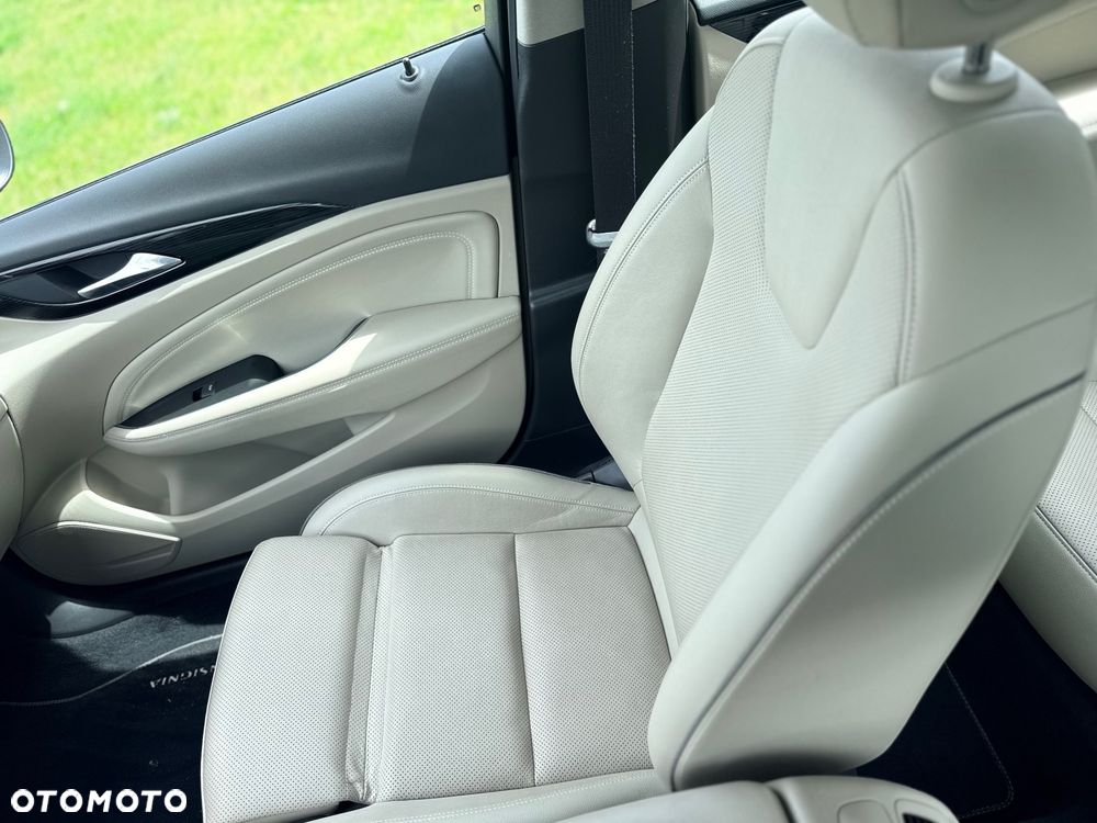 Opel Insignia 1.5 T Exclusive S&S - 22