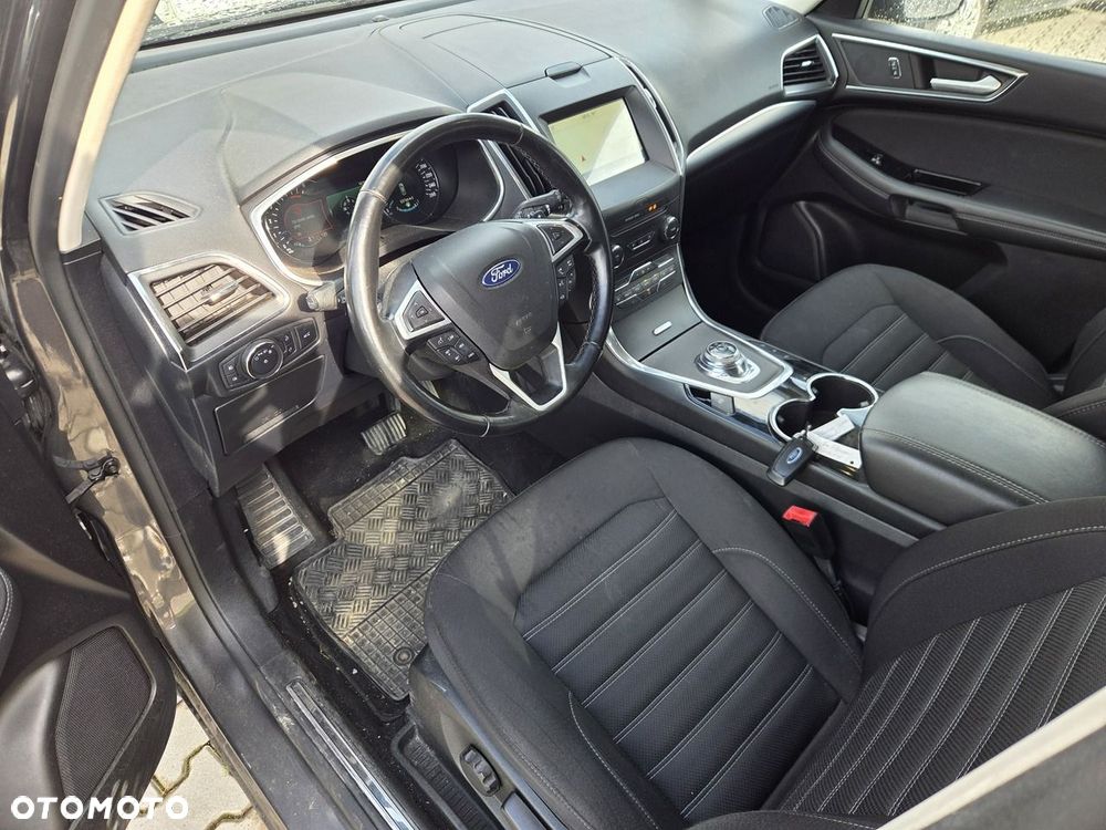 Ford Galaxy - 7