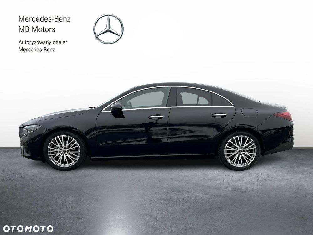 Mercedes-Benz CLA 180 Progressive 7G-DCT - 3
