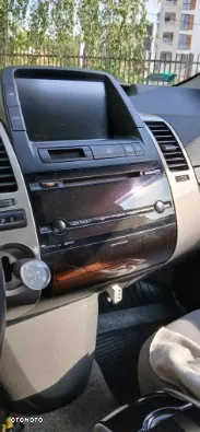 Toyota Prius - 4