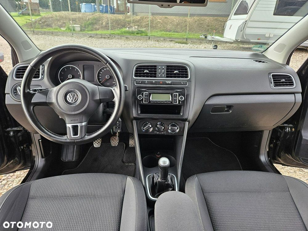Volkswagen Polo - 12