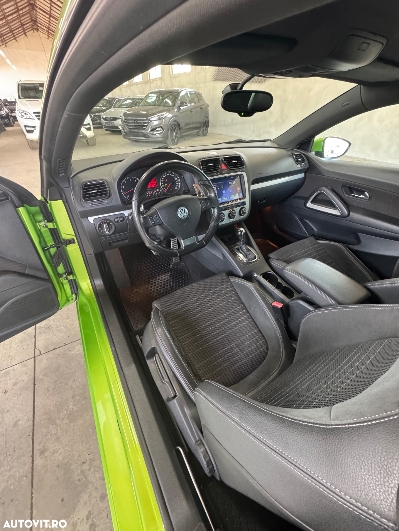 Volkswagen Scirocco 2.0 TSI DSG - 12