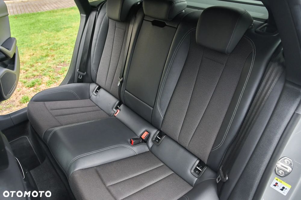 Audi A5 Sportback 35 TFSI S tronic S line - 24