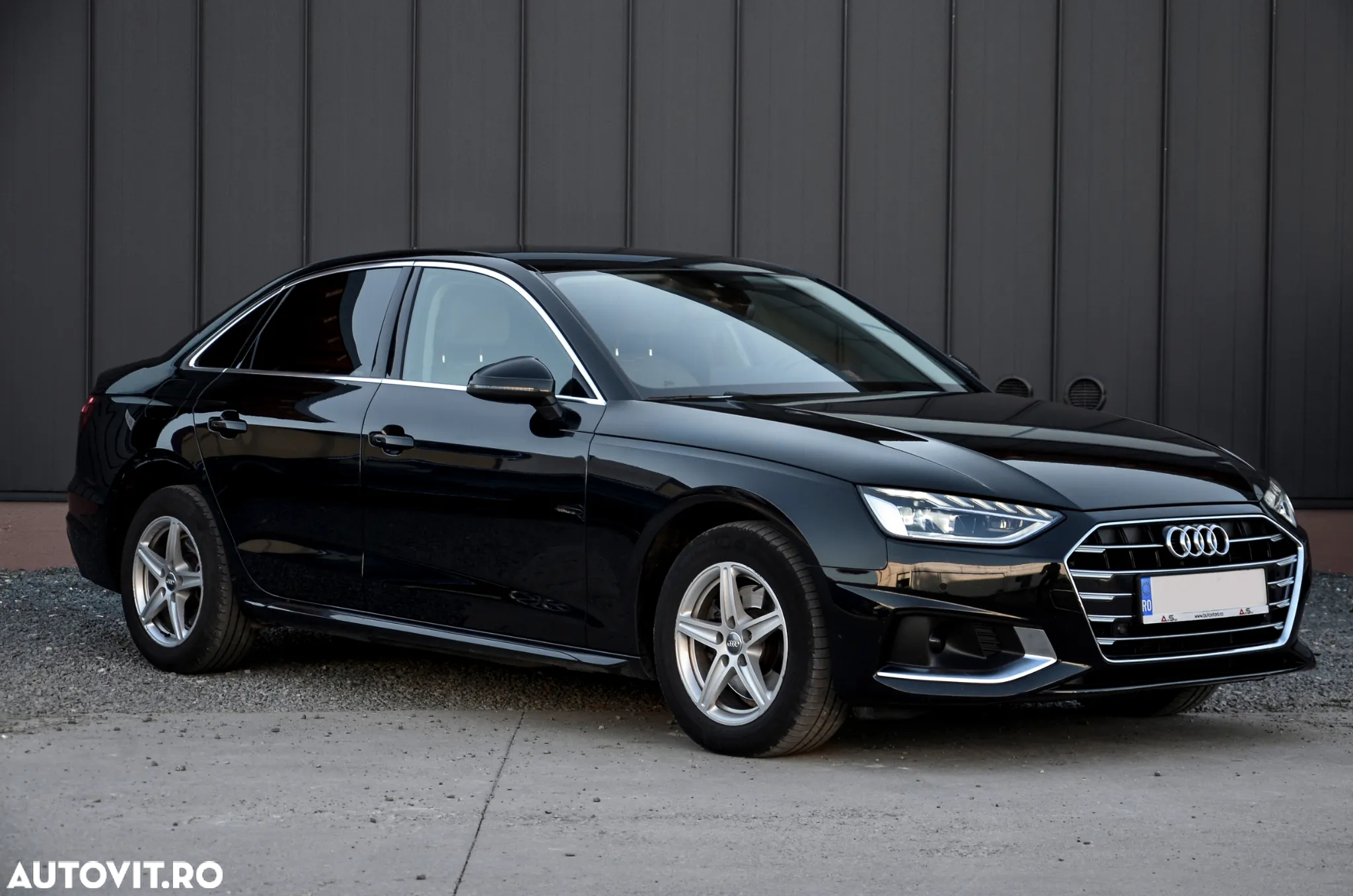 Audi A4 Avant 2.0 35 TDI S tronic MHEV Advanced - 5