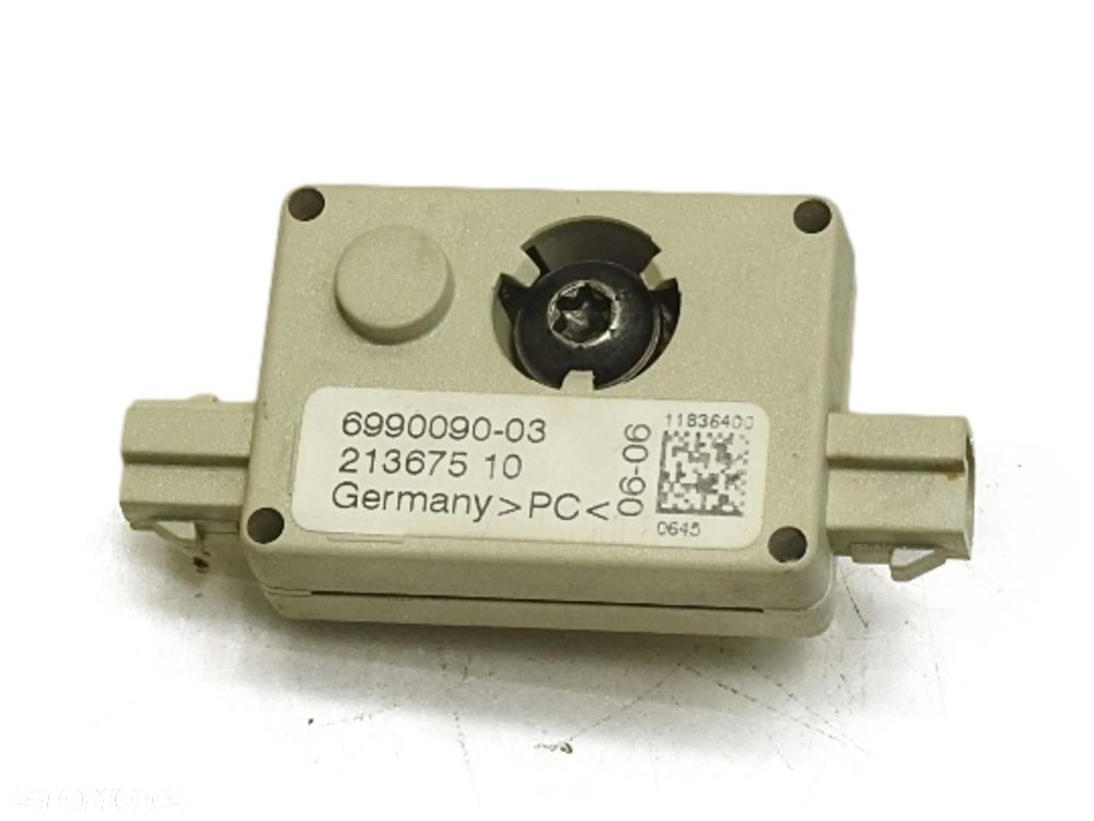 WZMACNIACZ ANTENY BMW X3 E83 6990090 - 1