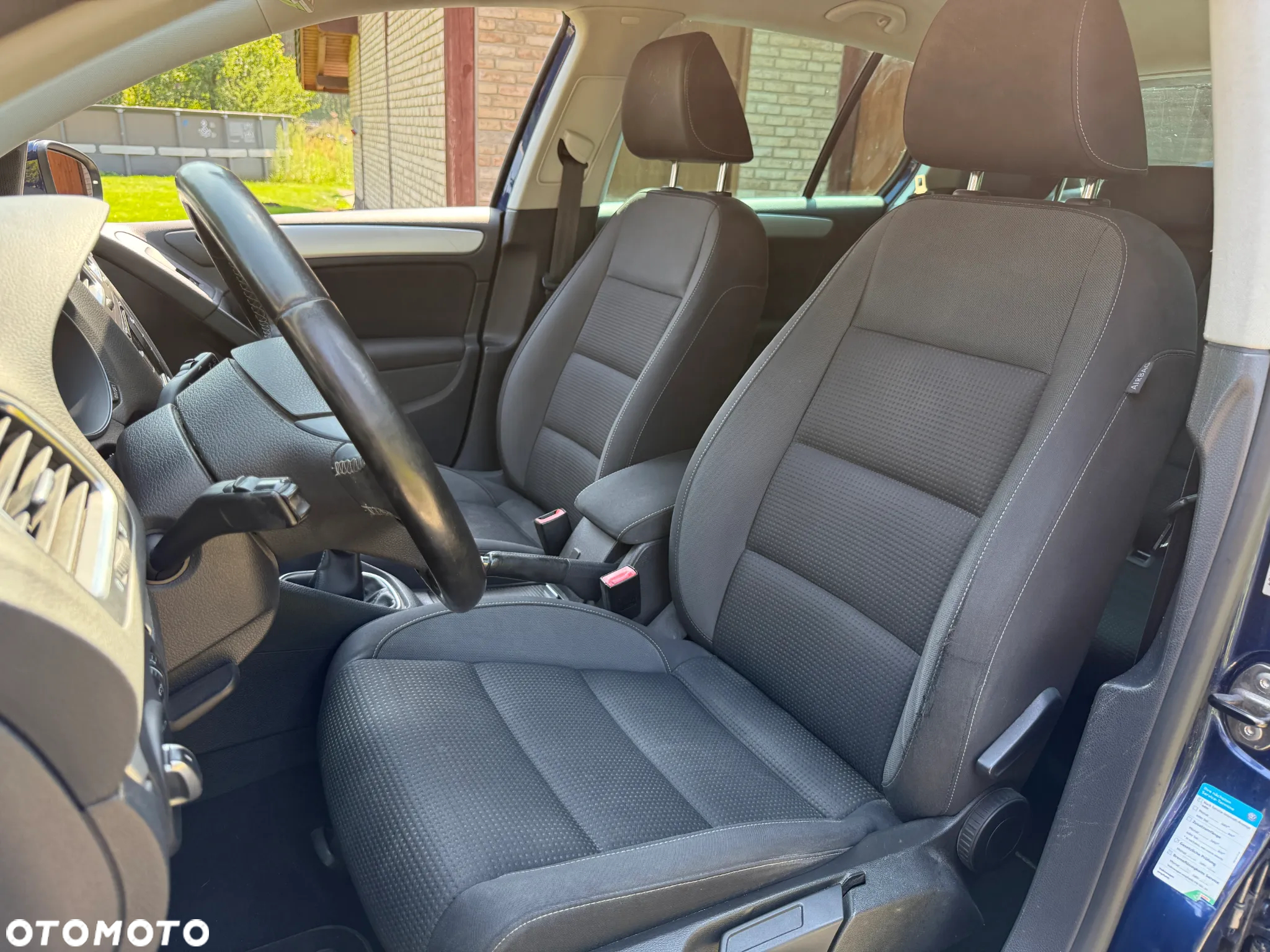 Volkswagen Golf 1.6 TDI DPF BlueMotion Technology move - 19