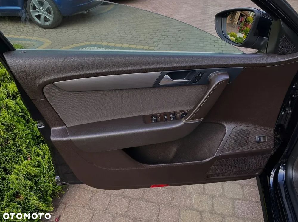 Volkswagen Passat 2.0 TDI DPF 4Mot Comfortline - 8