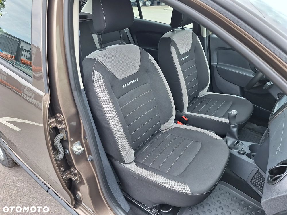 Dacia Sandero Stepway TCe 90 (S&S) Prestige - 17
