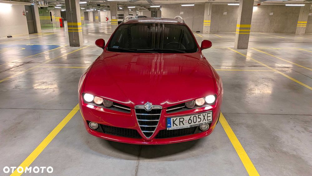 Alfa Romeo 159 2011 photo 2