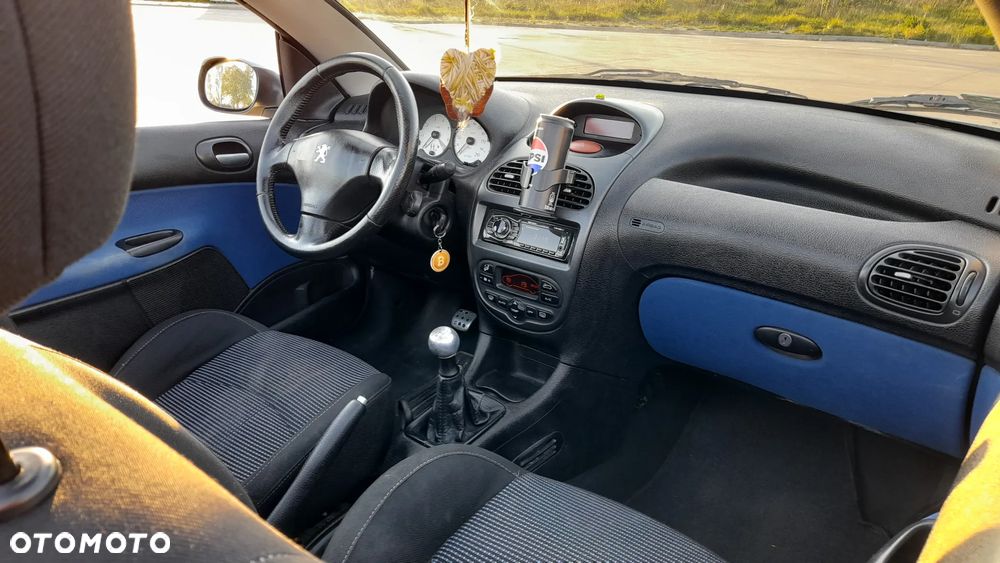 Peugeot 206 CC 1.6 - 22
