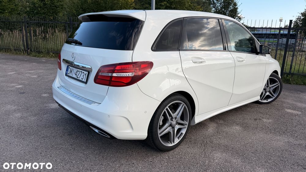 Mercedes-Benz Klasa B 220 d 7G-DCT AMG Line - 33