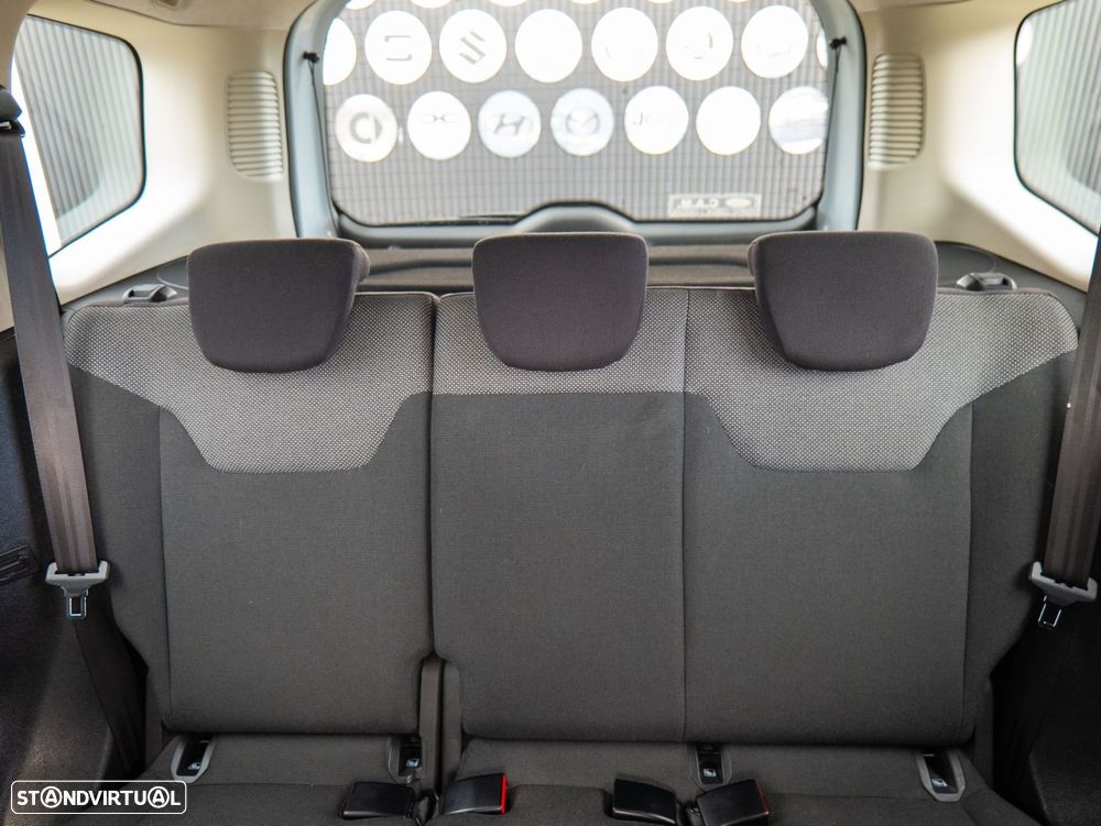 Ford Tourneo Courier 1.5 TDCi Ambiente - 23