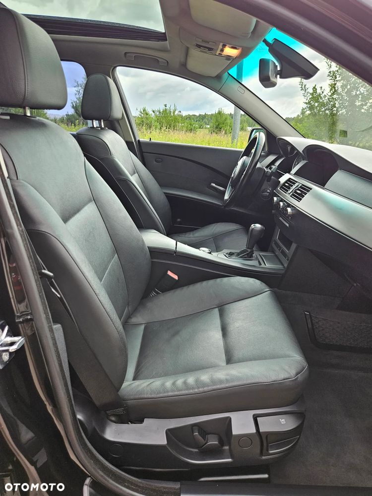BMW Seria 5 520d - 17