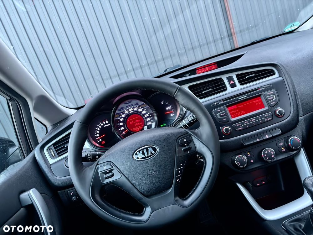 Kia Ceed 1.4 CVVT LX - 14