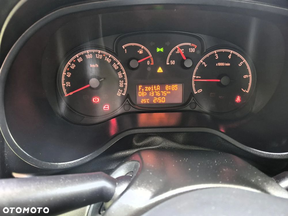Opel Combo 1.4 Cosmo - 23
