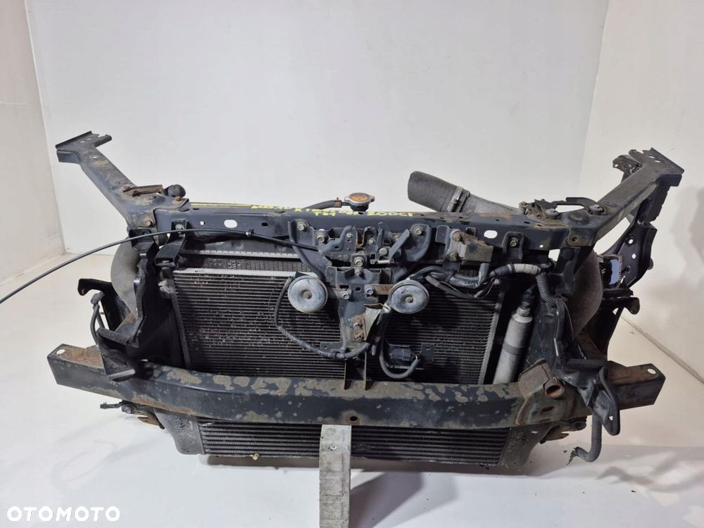 PAS PRZEDNI CHŁODNICA NISSAN NISSAN X-TRAIL T31 07-14 2.0 DCI - 1