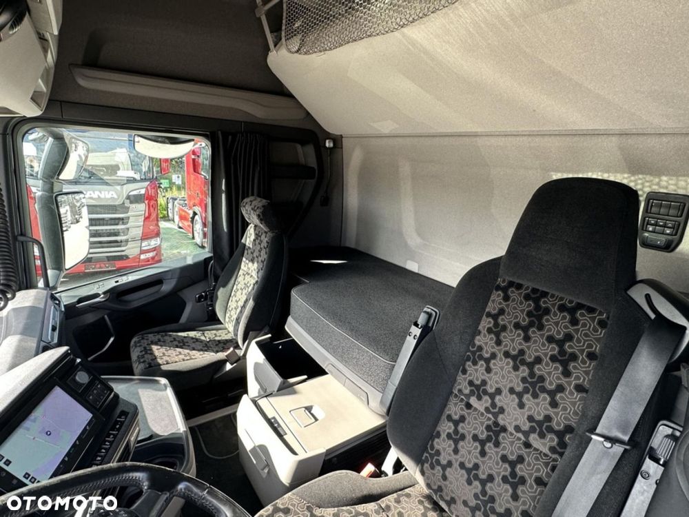 Scania R 460 A4x2NA - 12