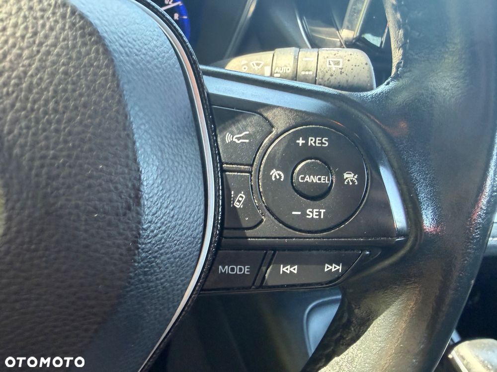 Toyota Corolla 1.8 Hybrid Comfort - 19