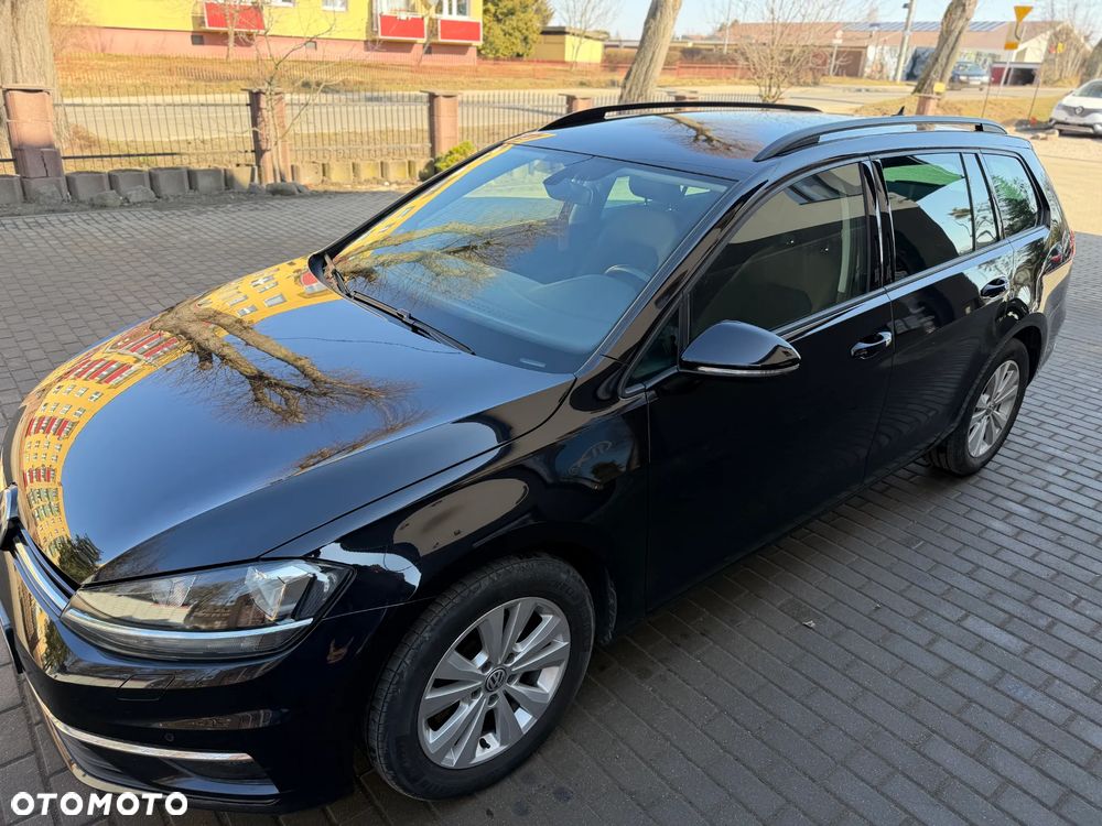 Volkswagen Golf 1.6 TDI SCR DSG Comfortline - 5