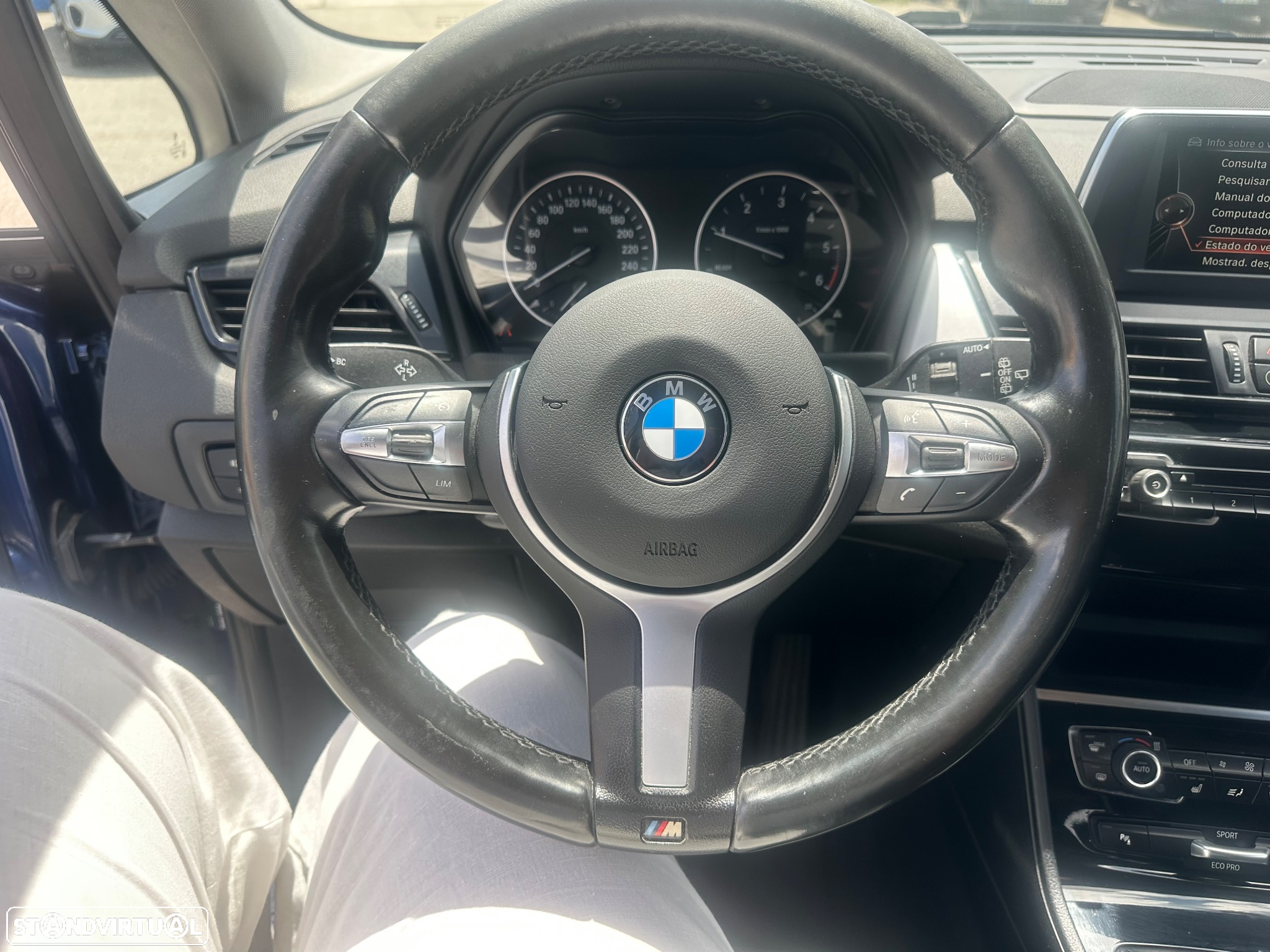 BMW 216 Gran Tourer d - 28