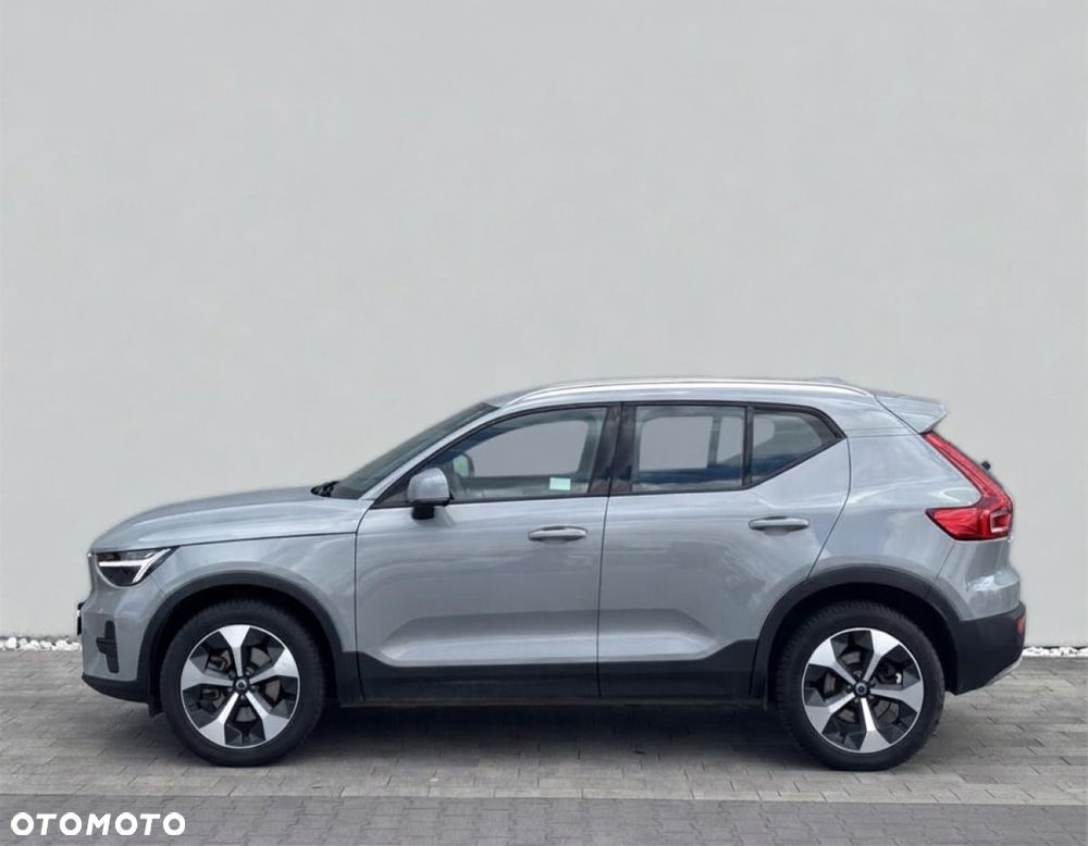 Volvo XC 40 B3 Plus Dark - 5