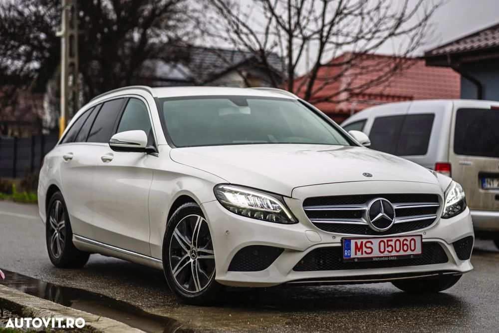 Mercedes-Benz C 220 d 4MATIC 9G-TRONIC - 2
