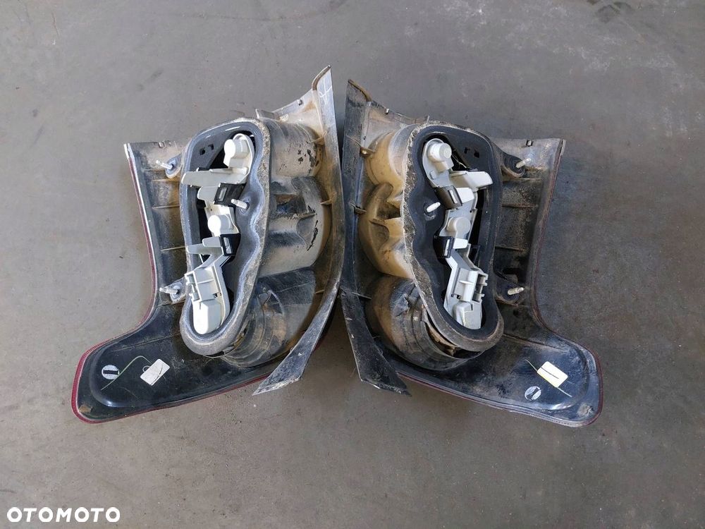 KOMPLETNY TYŁ TOYOTA AVENSIS T25 LIFT 3N0 KLAPA ZDERZAK LAMPY - 12