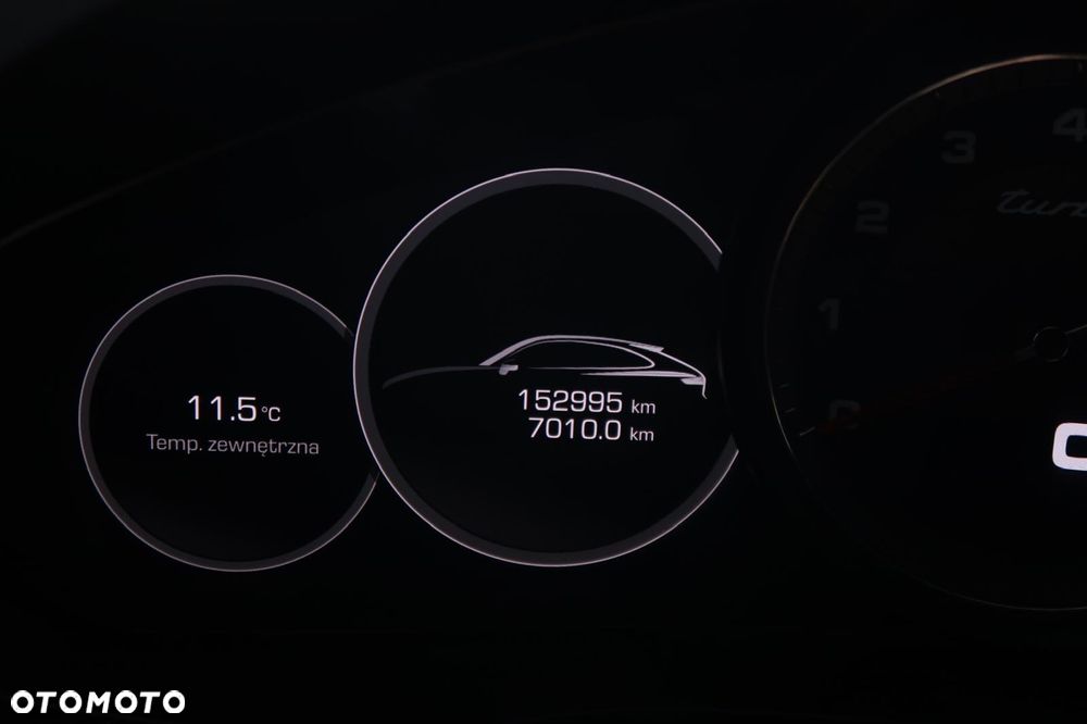 Porsche Cayenne Coupe Turbo - 33