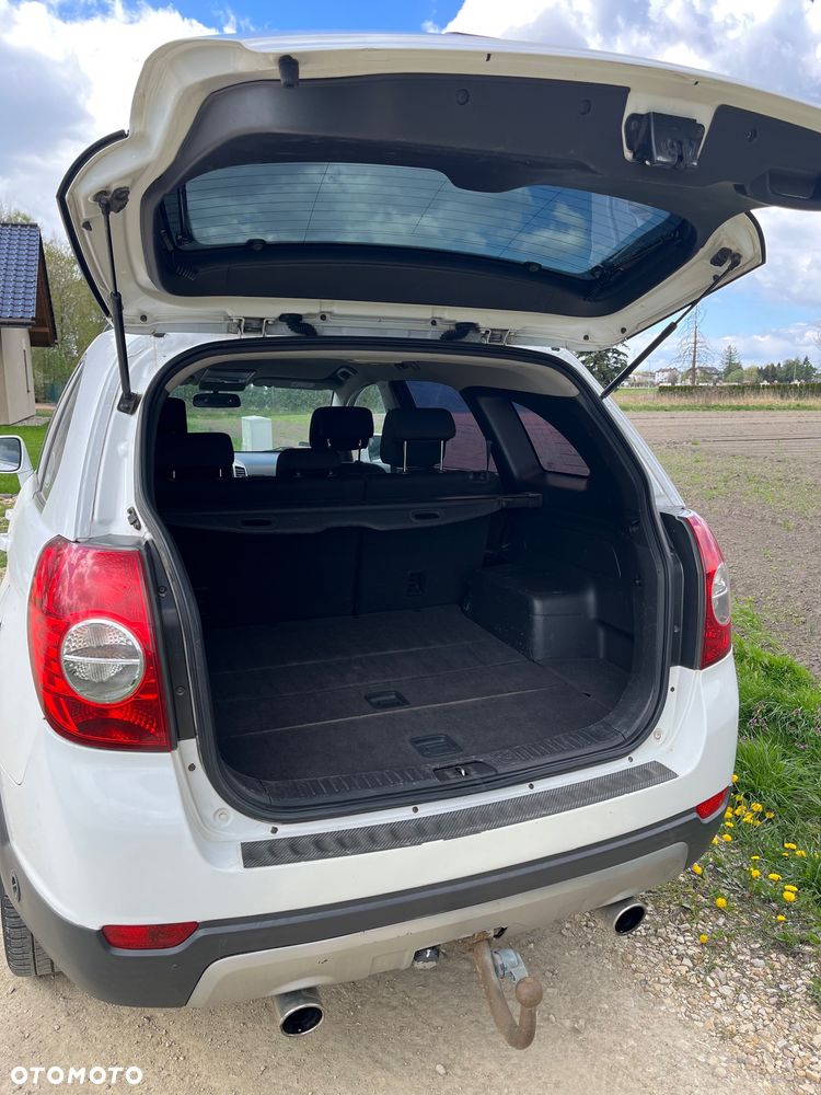 Chevrolet Captiva 2.4 LS 5os - 5