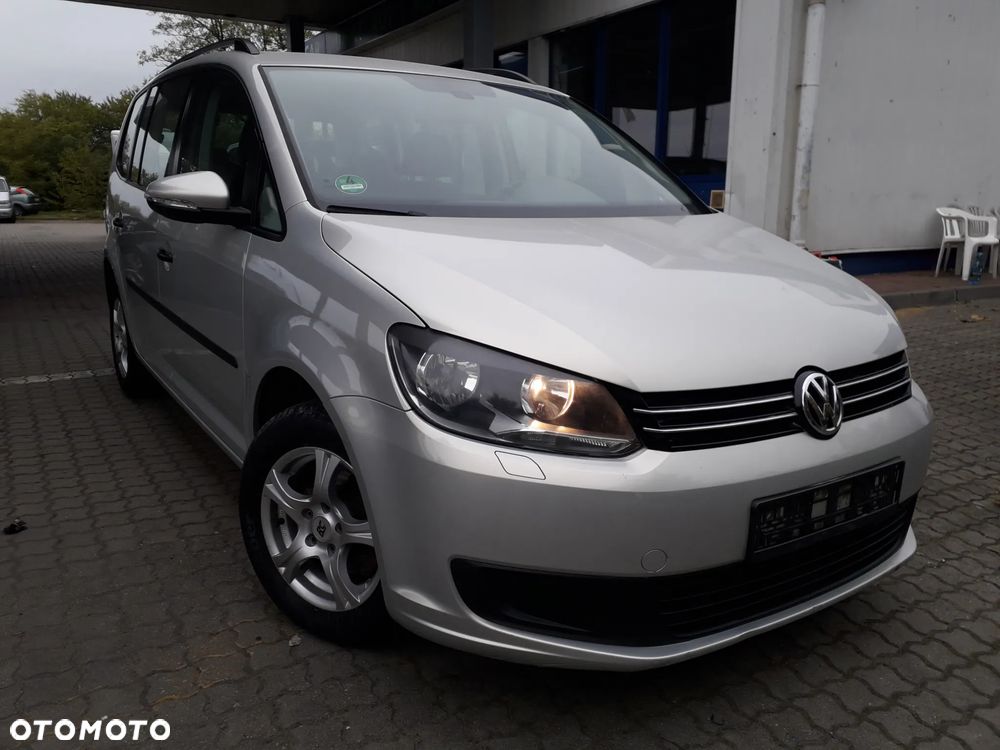 Volkswagen Touran - 30