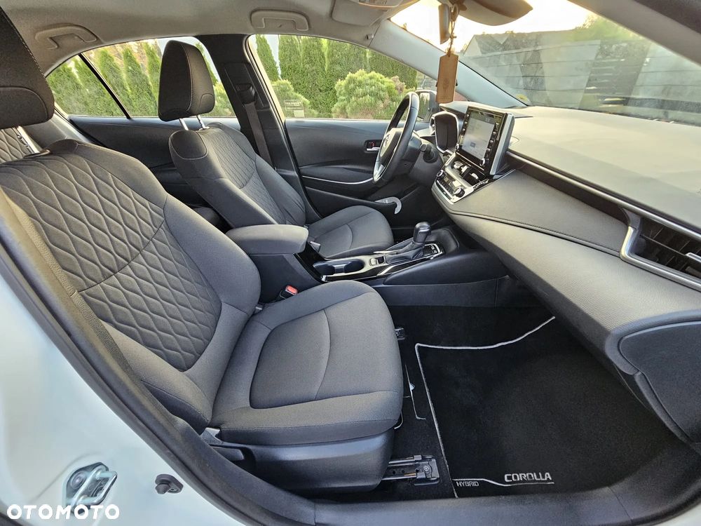 Toyota Corolla 1.8 Hybrid Comfort - 13