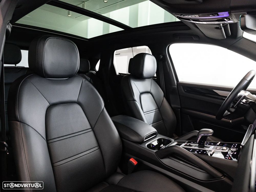 Porsche Cayenne E-Hybrid - 36