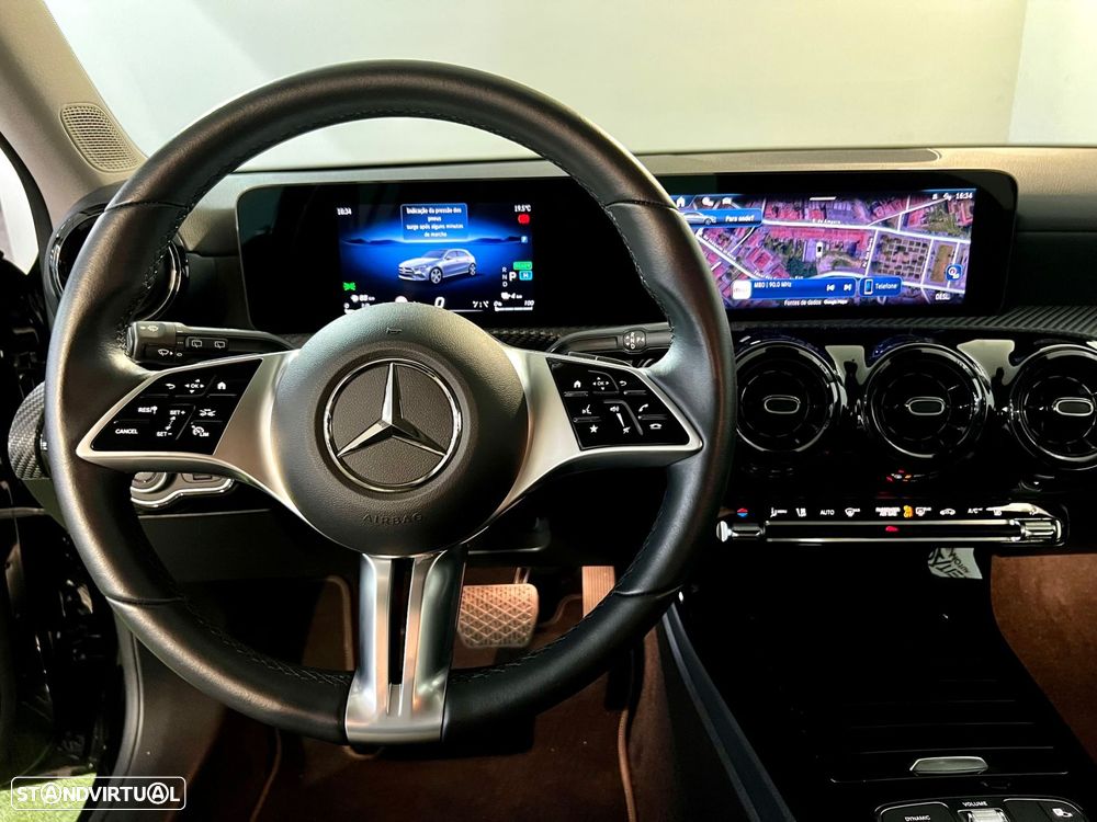 Mercedes-Benz A 250 e - 12