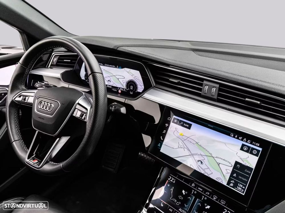 Audi e-tron Sportback - 16
