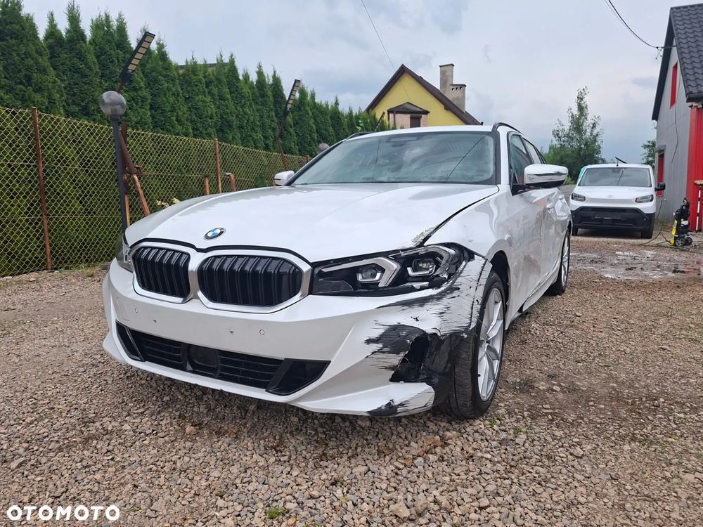 BMW Seria 3 320d xDrive MHEV Luxury Line - 19