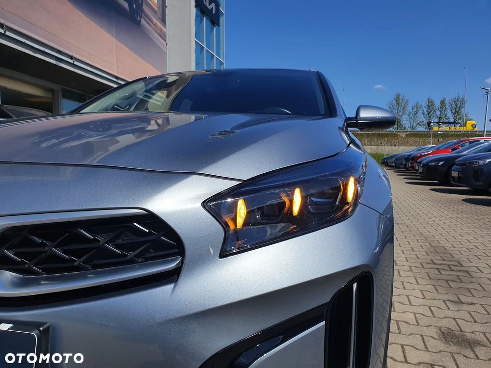 Kia XCeed 1.5 T-GDI M - 22