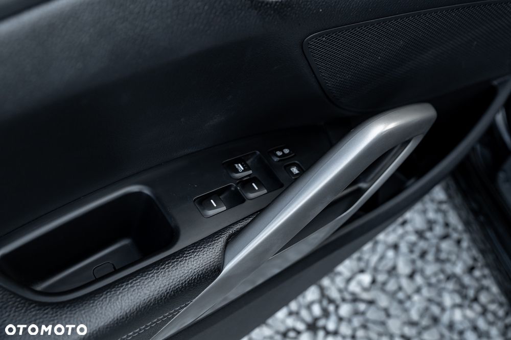 Hyundai Veloster 1.6 Premium - 19