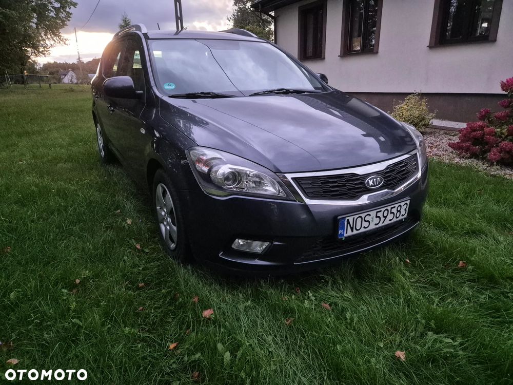 Kia Ceed 1.4 CVVT SW ISG Vision - 12