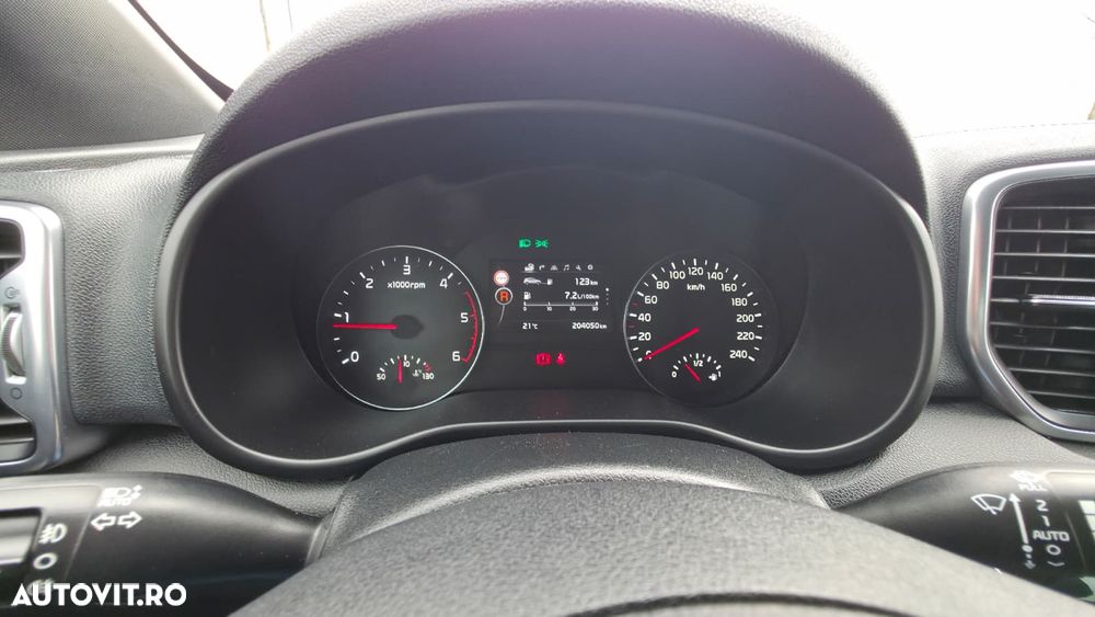 Kia Sportage 1.7 DSL MT 4x2 PREMIUM - 13