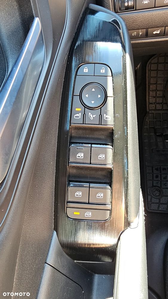 Nissan Qashqai 1.3 DIG-T MHEV N-Connecta - 9