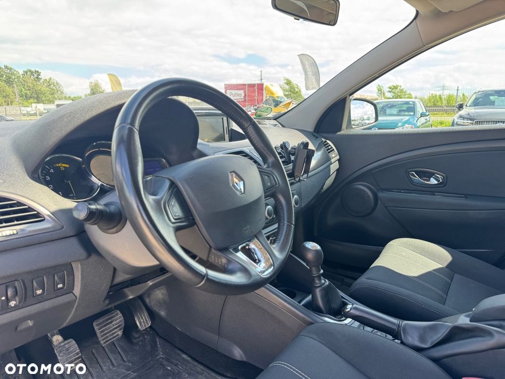 Renault Megane - 11