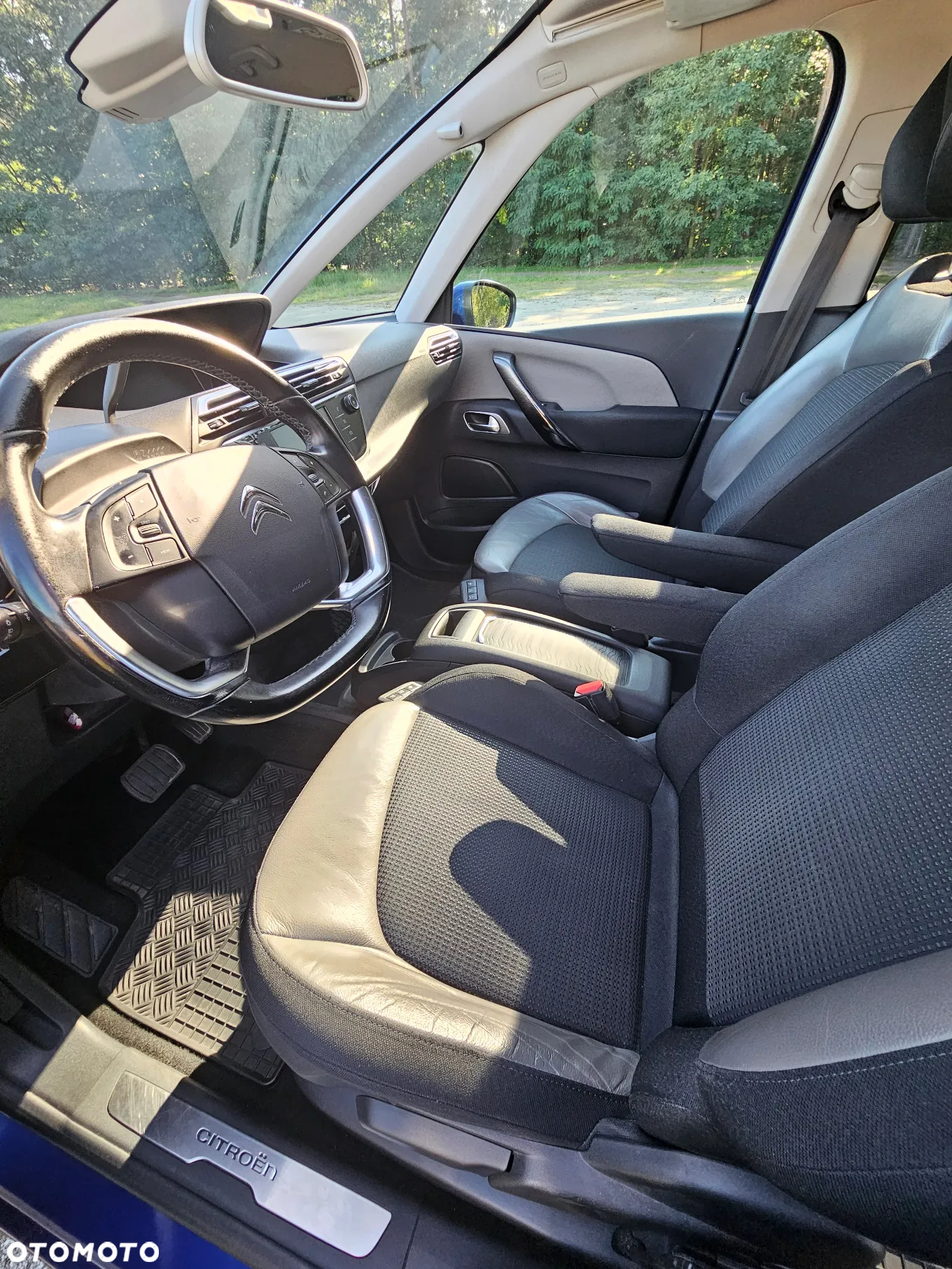 Citroën C4 Picasso 1.2 PureTech Shine S&S EAT6 - 17