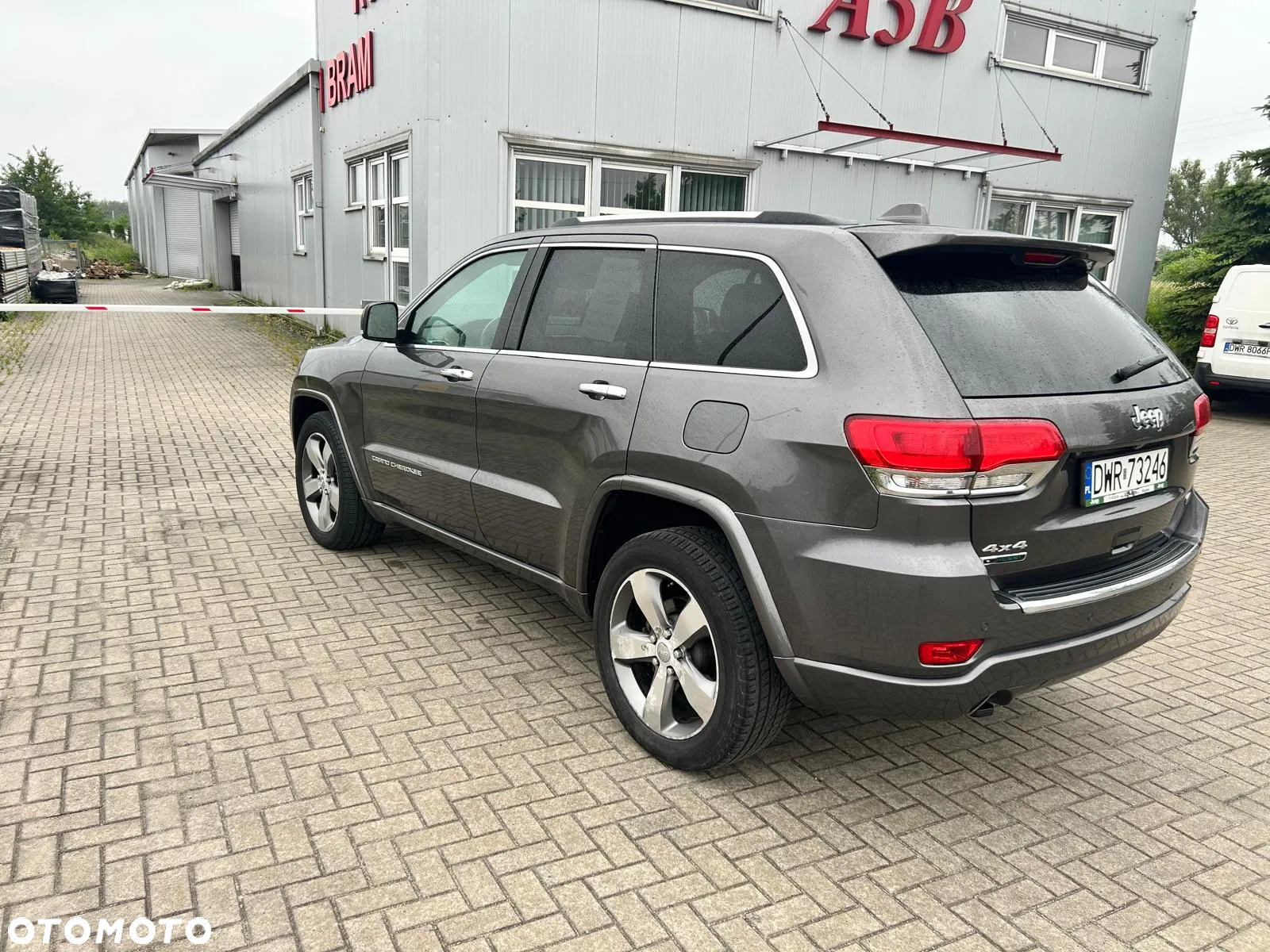 Jeep Grand Cherokee 3.0 CRD Overland - 4