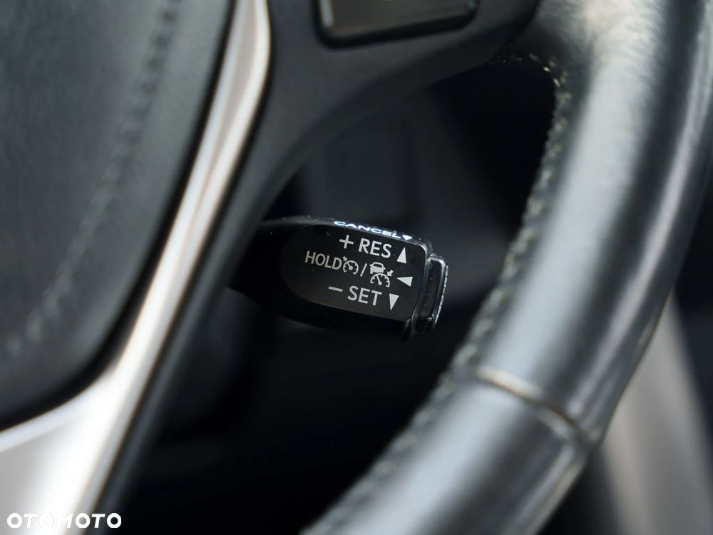 Toyota RAV4 Hybrid Platinum 4x2 - 39