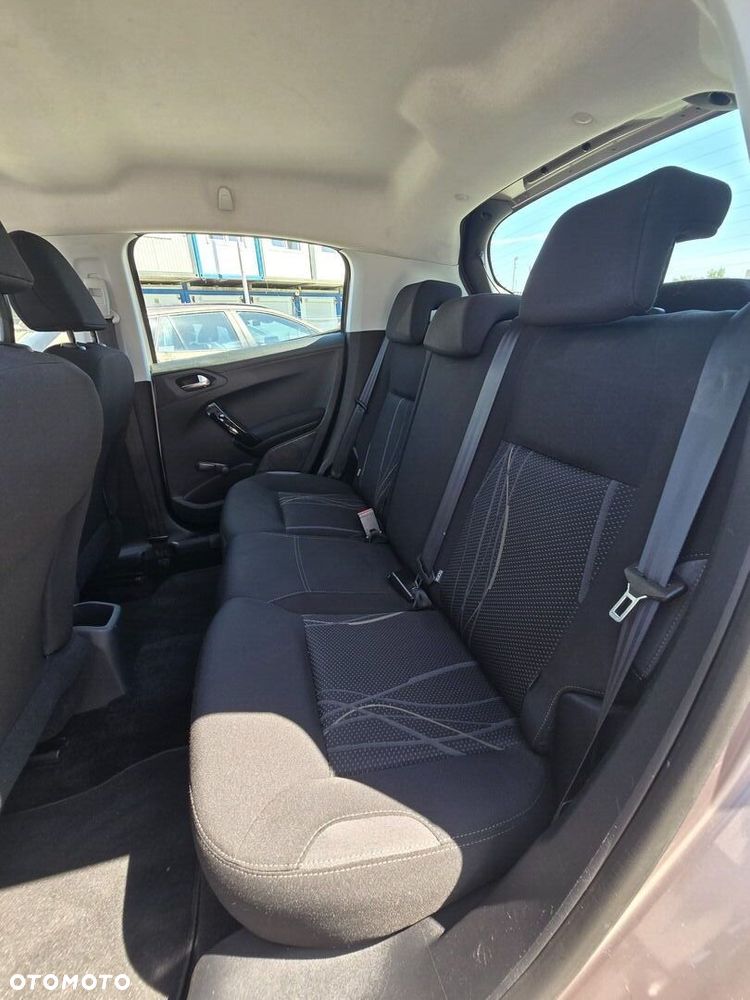 Peugeot 208 1.2 VTi Active - 16