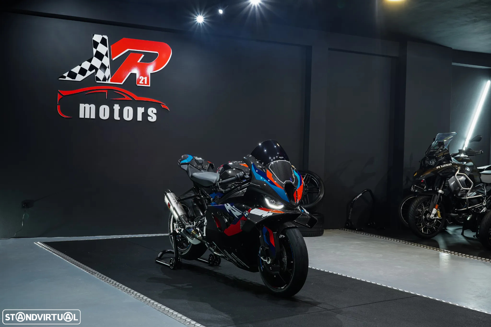 BMW M 1000 RR - 2