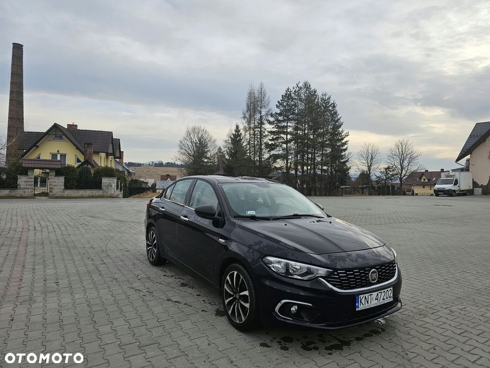 Fiat Tipo 1.4 16v Lounge EU6d - 2