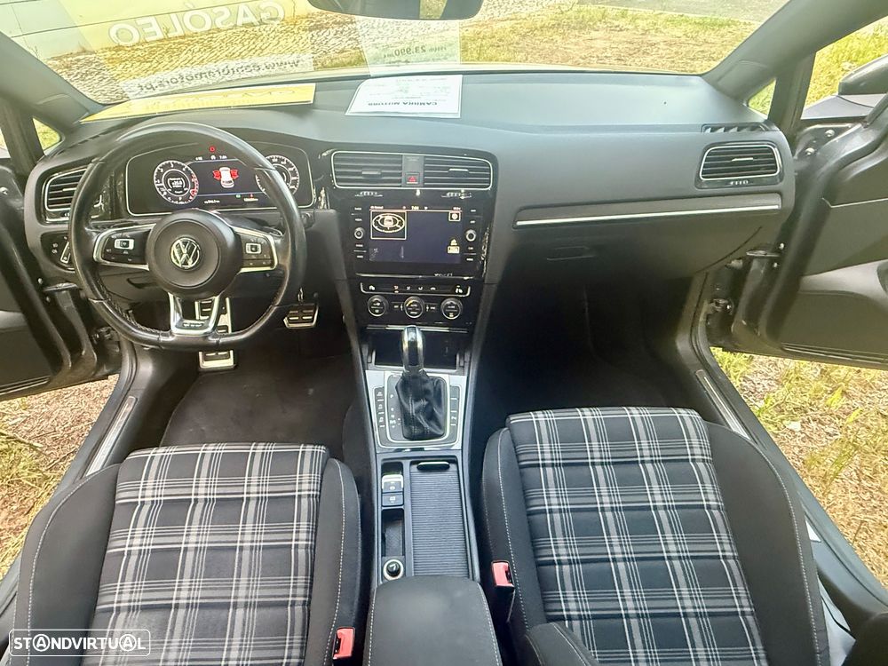 VW Golf 2.0 TDI GTD DSG - 14