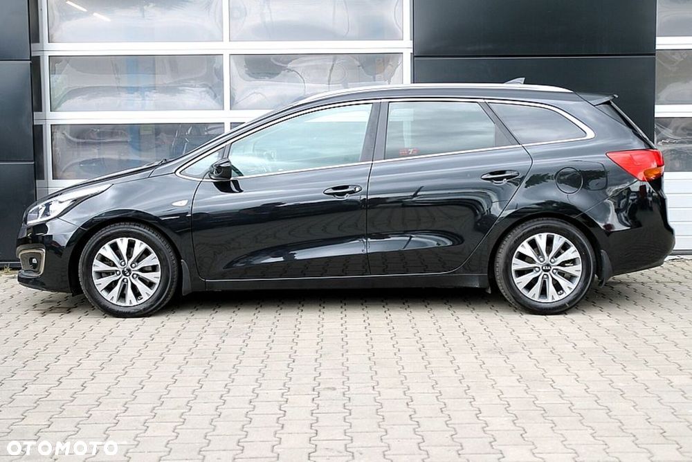 Kia Ceed - 15