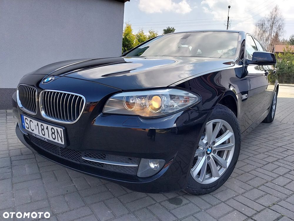 BMW Seria 5 520d - 25